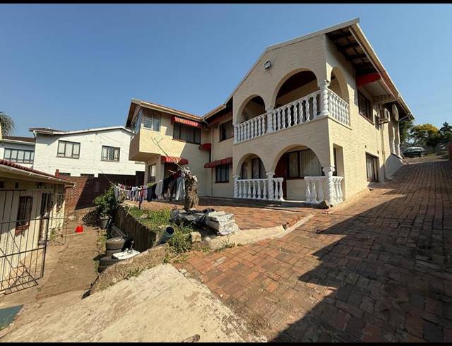 4 BEDROOM HOUSE FOR SALE IN BURLINGTON HEIGHTS